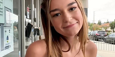 dick on lips makes her cute