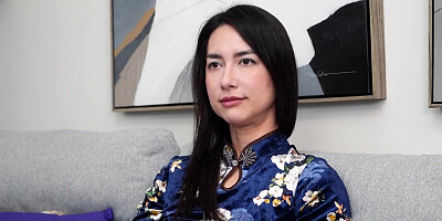 Conversation with Chinese COUGAR Isabel Love
