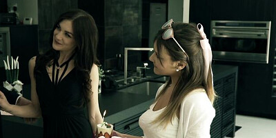 Conquering Lullu and Mina's handjob scene