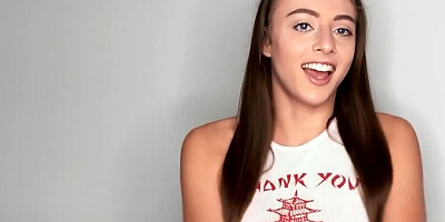 Alluring teen girl Gia Derza shows off her natural body