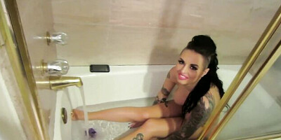 Watch flattering Christy Mack's scene