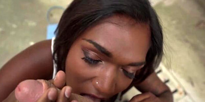 Bald Saritha Olivieri amateur twerking porno