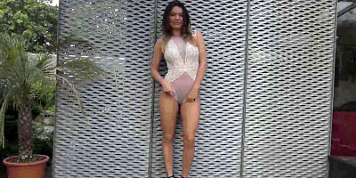 Super-naughty chick with a brilliant rump and good mounds!