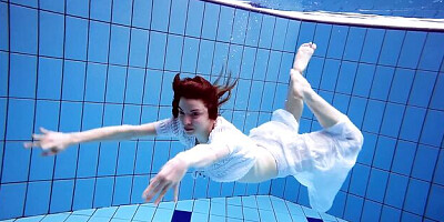 Redhead scene with dirty wooer from Underwater Show