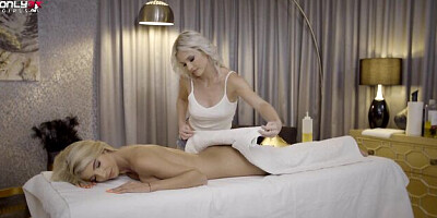 Zazie's licking trailer