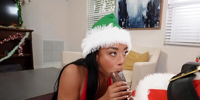 Santa's little slut gets to get stretched to the limit