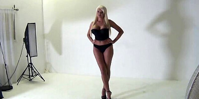 Well-formed Summer Brielle Taylor's big tits trailer