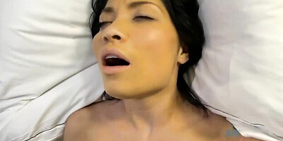 Watch fairly Rina Ellis's trailer