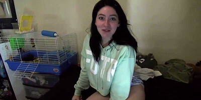 Passionate big-bottomed brunette Amilia Onyx penetrated from behind