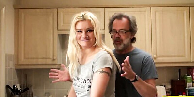 Pascals Subsluts - bigtits scene