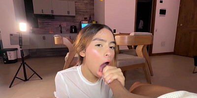 Elipetitt Has Sex With The Cameraman p
