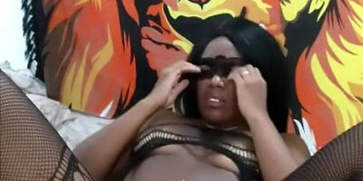 Black Brazilian Camgirl Cumming With Lovense Toy Cumming And Squirting