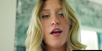 Hot Blonde Loves Getting Throated Hard
