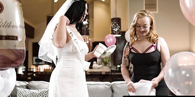 Girls Way featuring Holly Day and Emma Magnolia's pussy licking xxx