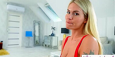 Tempting Zlata Shines Cougar Dirt