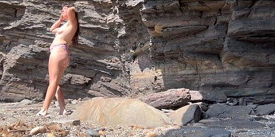 Masturbating In Bizarre Sites. Beach Sex Blog