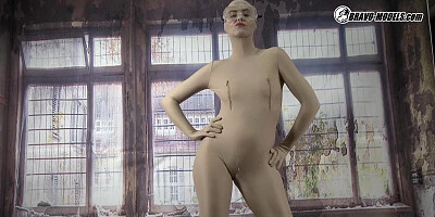 458 - Izzy Delphine - Latex