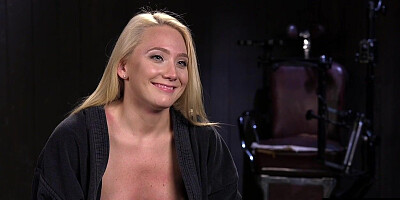 Bigass BDSM babe anally toyed by master in 1st BDSM lesson