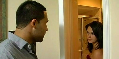 Luscious towheaded hotty tyler faith juggles on wang