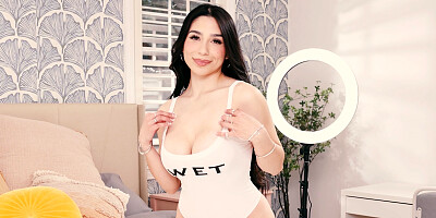Busty Lilly Love sensual photo session