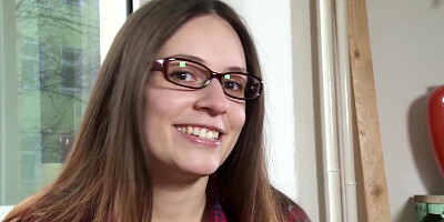 Ersties -Die kreative Lena B. tüftelt gerne an sich selbst