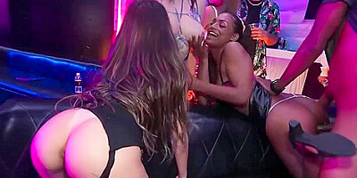 Naughty Girls Get Their Pussies Pounded Hard While Their Friends Watch In The Club With Duncan Saint, Sofie Reyez And Rhae Woods