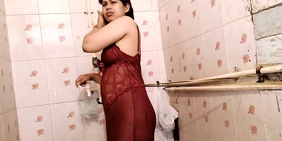 Processing...Indian Wife Hot Sex In Bathroom While Taking Shower