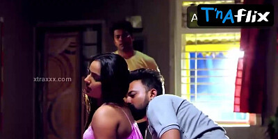 Reena Tomar Sumptuous Sequence in Stranger
