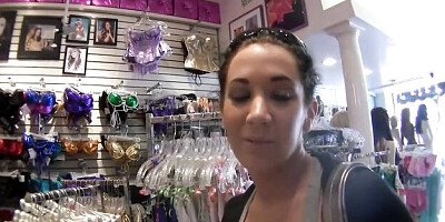 Stunner Jayden Jaymes at solo girl action