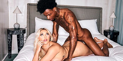 Kayley's curvy video