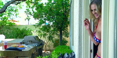 PornstarsLikeItBig - Caucasian Julia Ann is really wet MILF