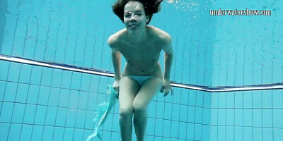 Underwater Show - lingerie video