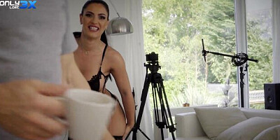Junoesque Honey Demon and Erik Everhard - outside video - Only 3X