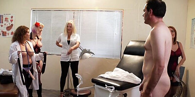 The Kiki Daire and Ashlee Graham's milf porn by PUBA