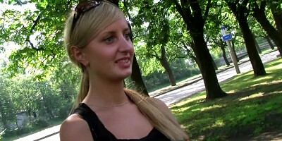 Car sex with young horny girl