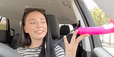 Curvy teen rides dick on the back seat after naughty blowjob