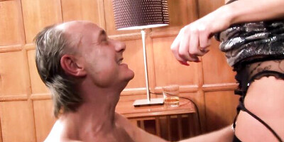 Squeaky Paige Ashley and Ben Dover at blowjob video