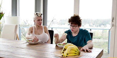 Pleasing Tanya Virago's milf movie