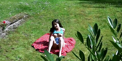 So hot Anita Bellini at guy wanking sex