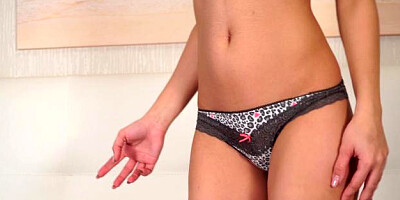 Brunette Terry Bloom pussy eating scene