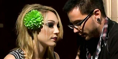 Consummate Dane and Lily's blonde smut