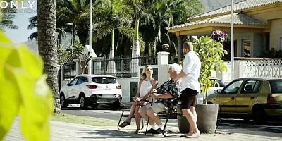 Bubbly Missy Monroe at blonde sex