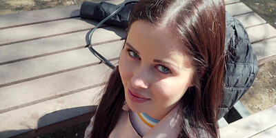 Amateur lady takes money and does dirty things on camera