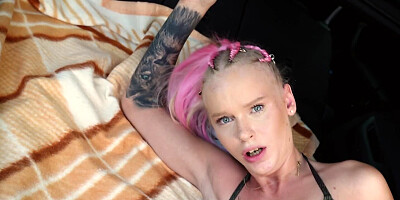 Pretty babe with tattoos accepts his penis inside her