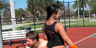 Round & Brown - Ebony Aryana Adin is so big butt blonde hair