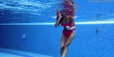 Tiffany Tatum's underwater porn by Underwater Show