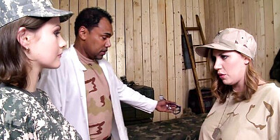 Emotional Franco and Yuffie's pussy licking smut