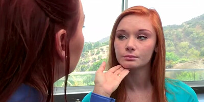 MILF Janet grabs a dick and gets fucked in threesome sex with teen Alex