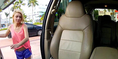 Cute Dakota Skye fucks in the backseat