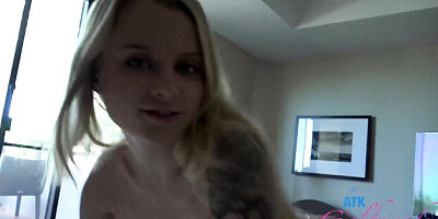 Freely Paris and Paris's amateurs dirt